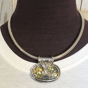 Vintage silvertone magnetic clasp necklace with large abalone look slide